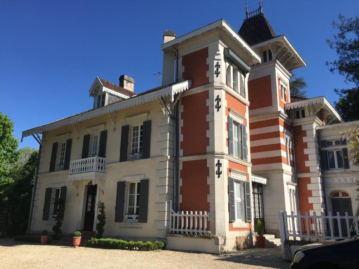 Manoir De L'Epine Bed & Breakfast Saint-Severin Exterior photo