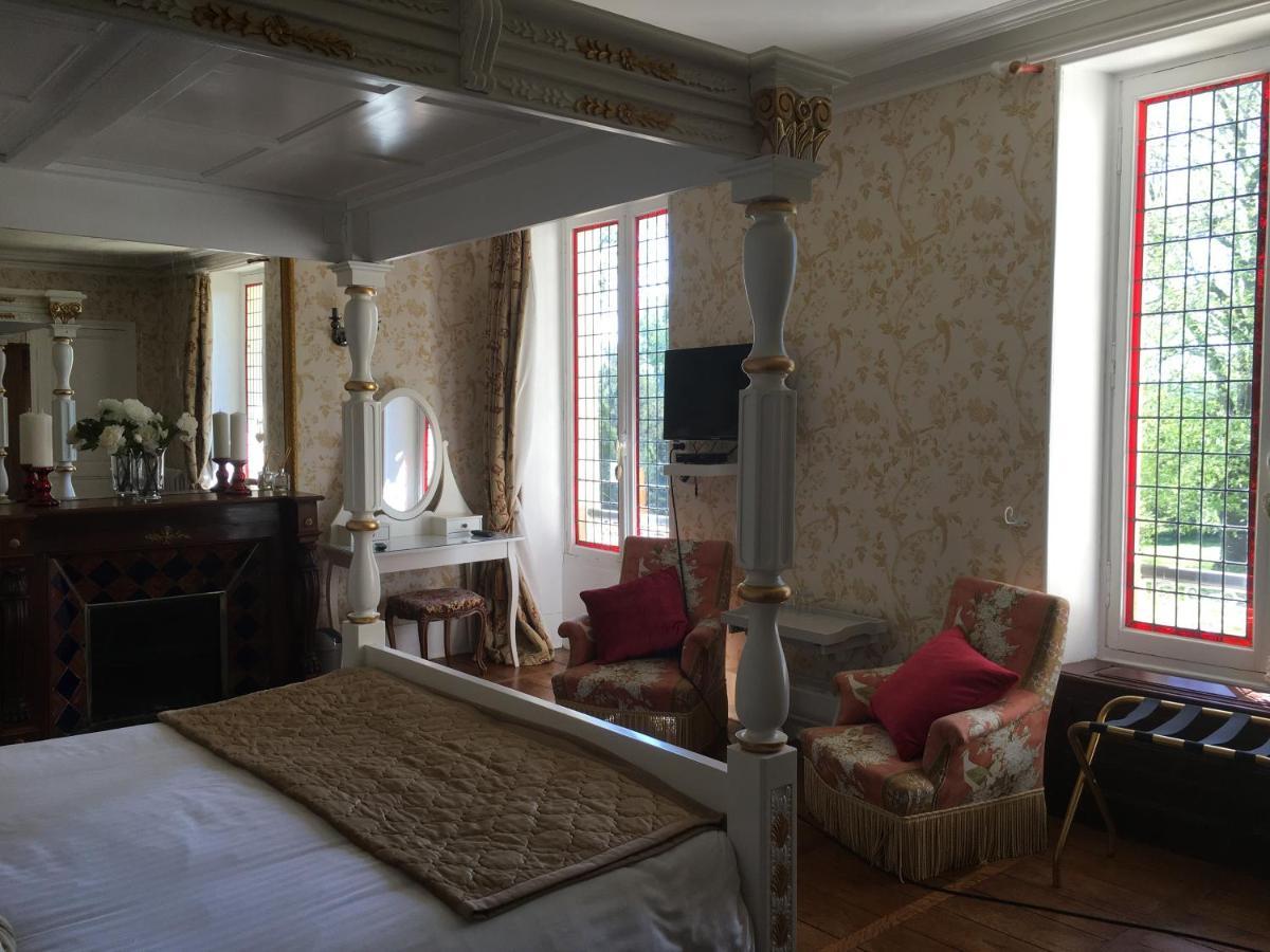 Manoir De L'Epine Bed & Breakfast Saint-Severin Exterior photo